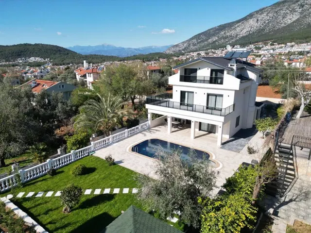 Villa White Deluxe - 3