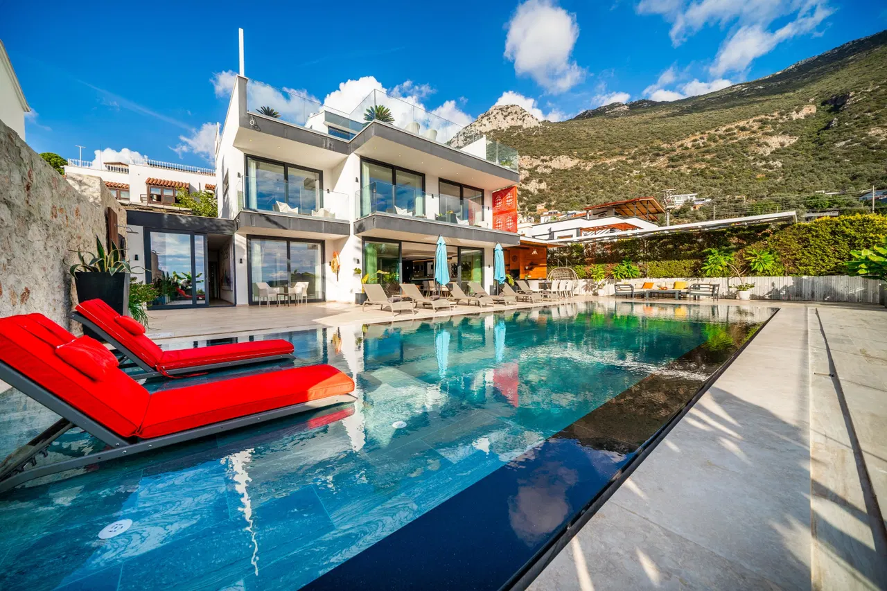 Villa Cratos - Main