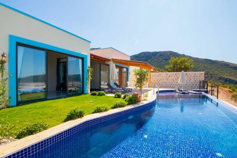 Villa Mulberry Collection Topaz